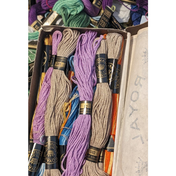 ROYAL MOULINE Mercerized Cotton Coats & Clark & Some DMC Embroidery Floss Lot - Picture 15 of 16